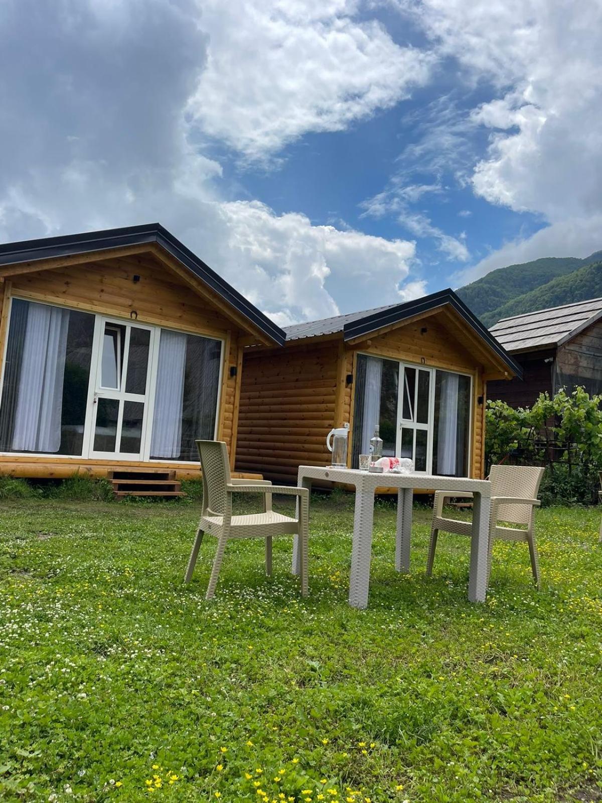Thethi Mountain Villas Eksteriør bilde
