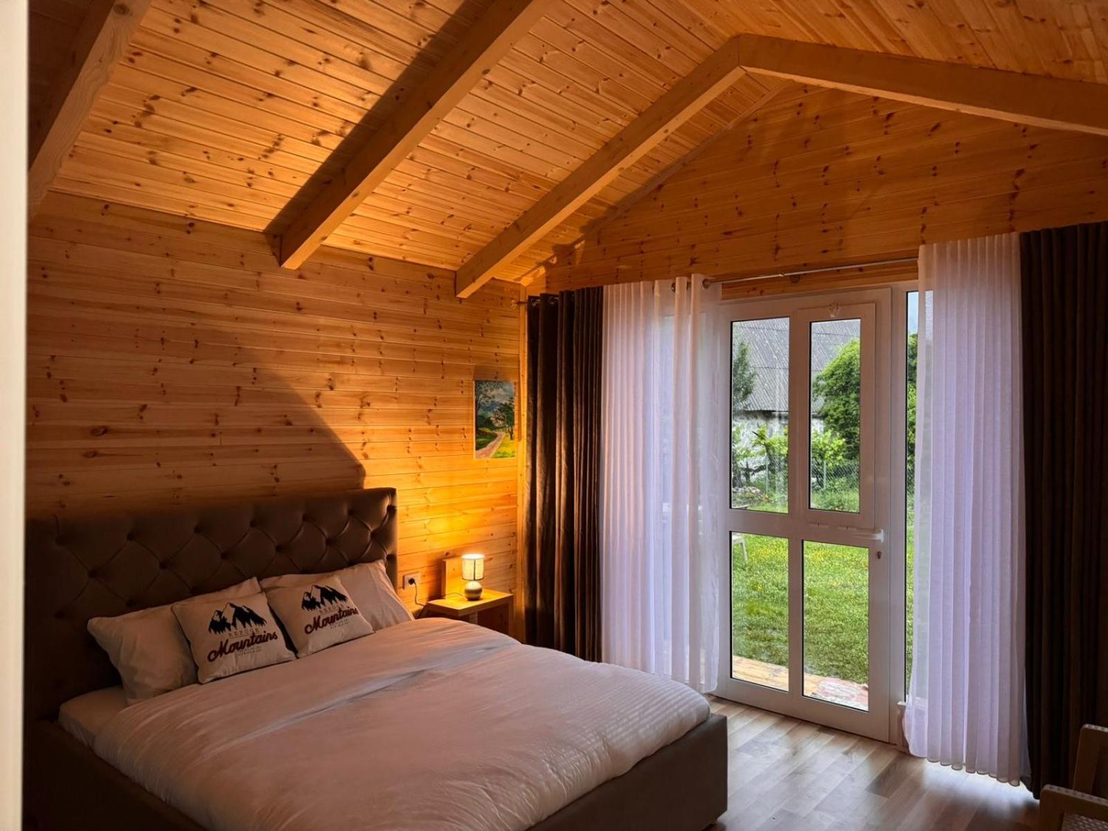 Thethi Mountain Villas Eksteriør bilde