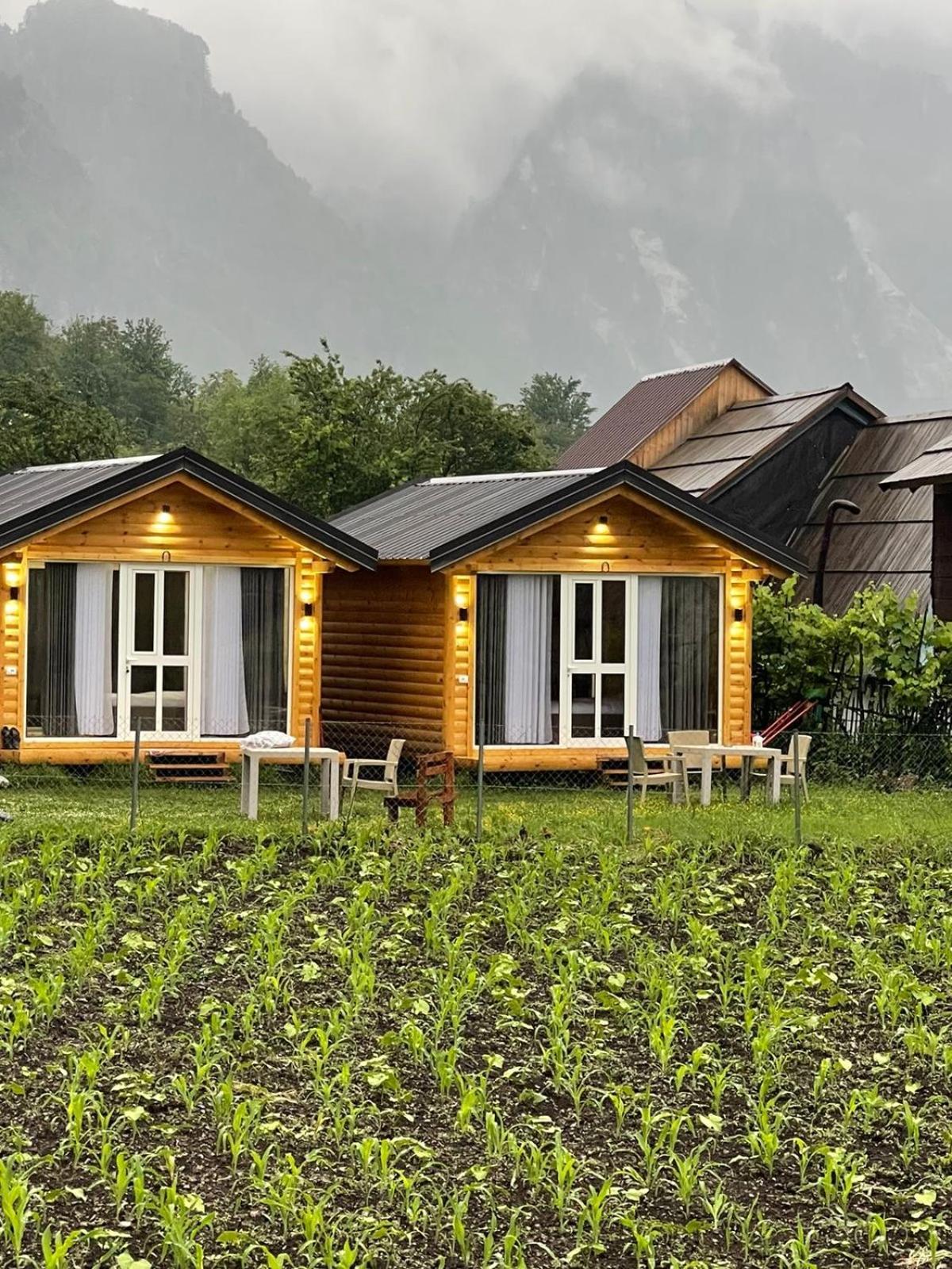 Thethi Mountain Villas Eksteriør bilde