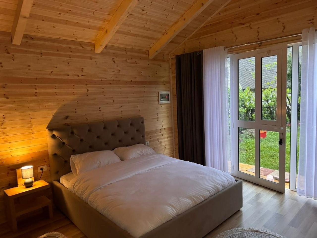 Thethi Mountain Villas Eksteriør bilde