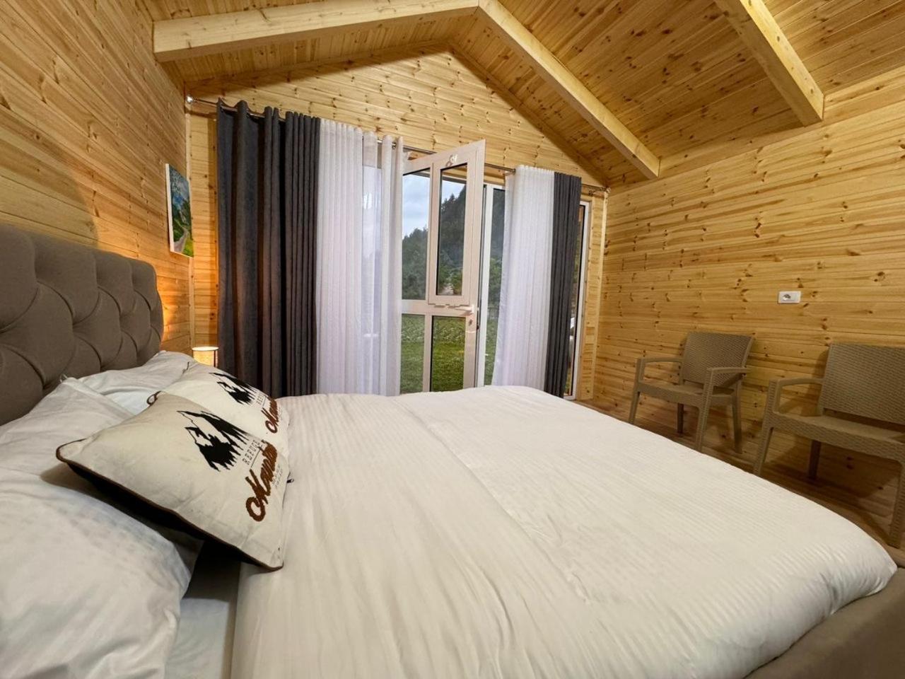 Thethi Mountain Villas Eksteriør bilde