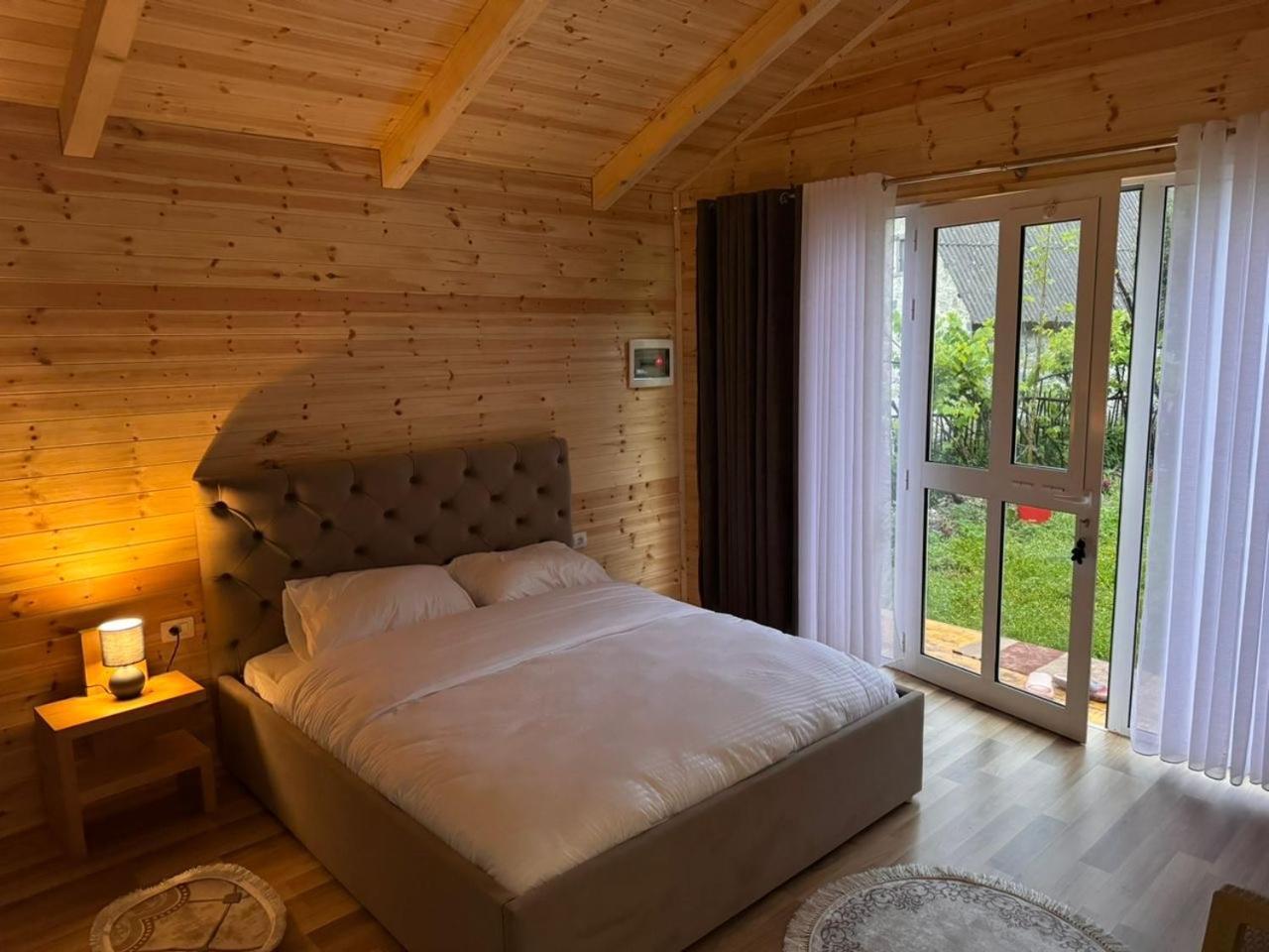 Thethi Mountain Villas Eksteriør bilde