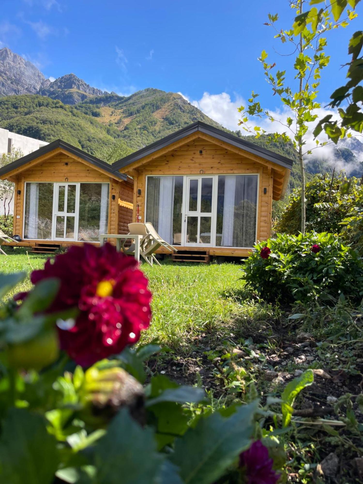 Thethi Mountain Villas Eksteriør bilde